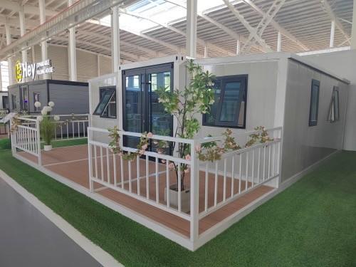Quality Foldable 20ft Container Ideal For Temporary Pop-up Projects EPS/PU/Rock Wool Sandwich Panel Life Span More Than 20 Years for sale