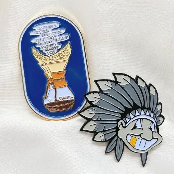 Quality custom enamel pin badges pines football metal lapel badge pin enamel badge for sale