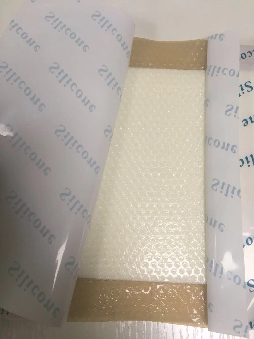 Free sample wholesale silicone foam dressing 15*15cm from Chinese factory