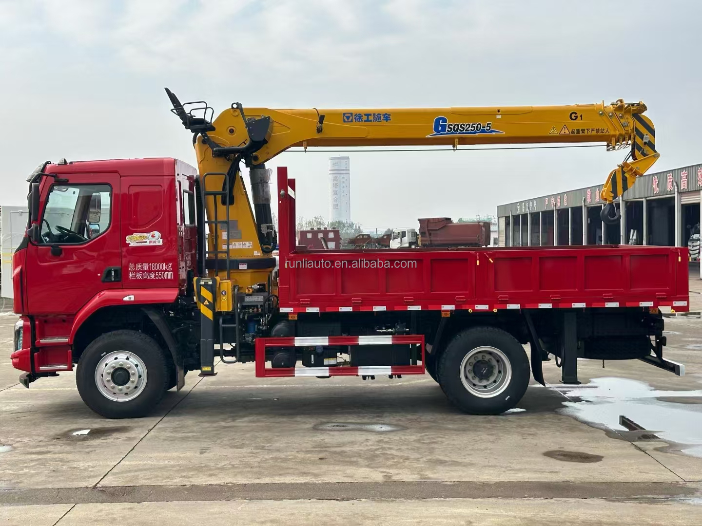 Factory DFAC DongFeng Dump Truck Mounted With Crane