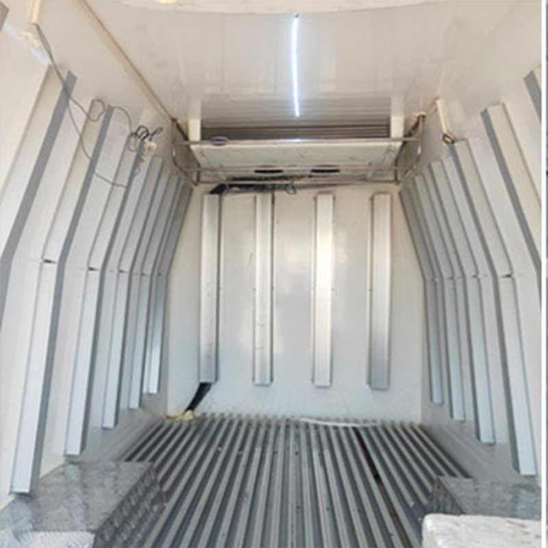 CLW5041XLCNJ6 Electric Refrigerated Truck 3000kg Electric Freezer Van