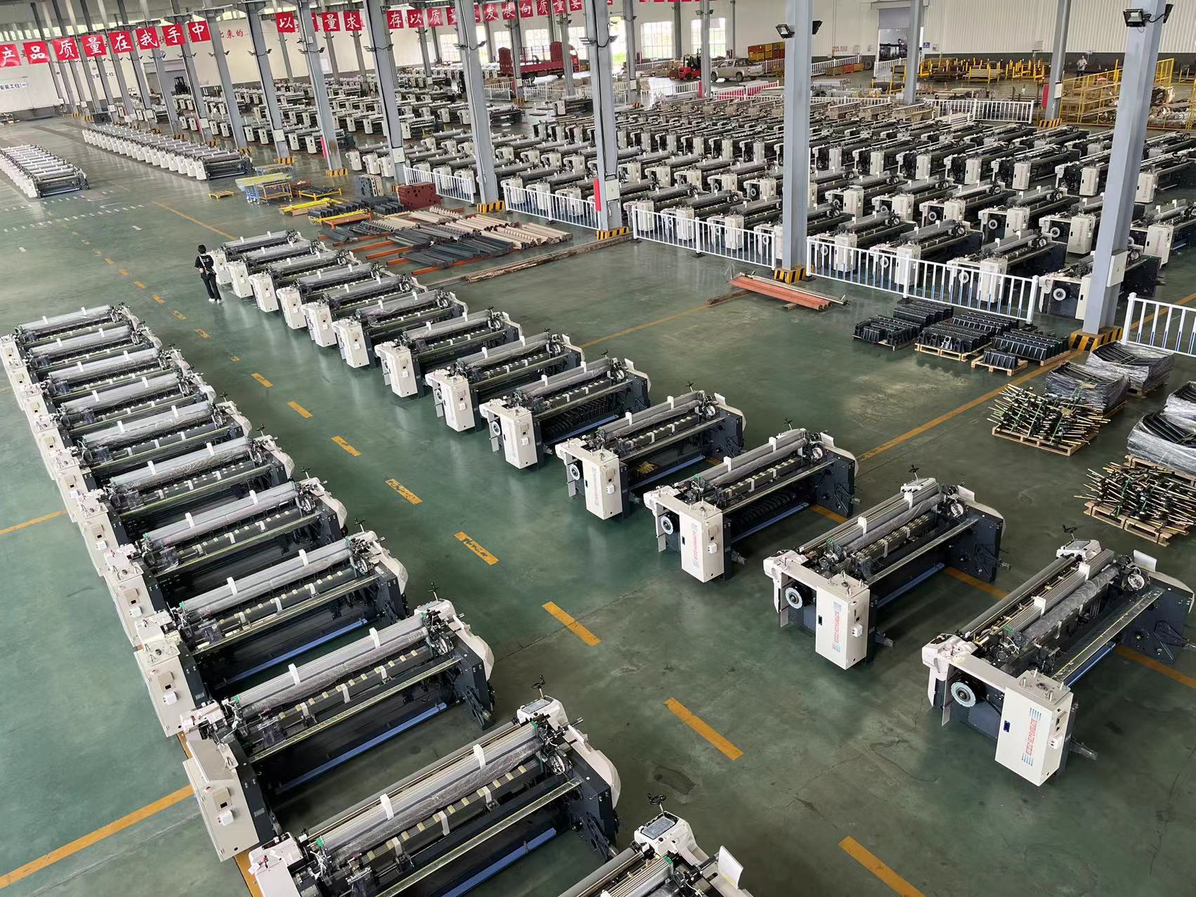 Polyester Weaving Textile Machine High Speed 280 Cm 2.8m Water Jet Loom