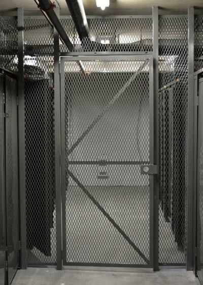 Good Through Vision Expanded Metal Gate Anti - Corrosion Waterproof Easy Installation