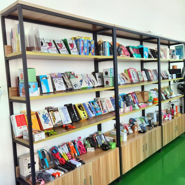 Distance Counter Fitness Pedometer Watch Step Calorie Tracker Silicone