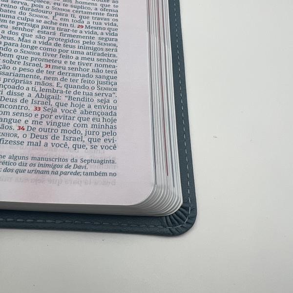 Full Color Bible Printing 35gsm Paper Weight Glossy / Matte Lamination