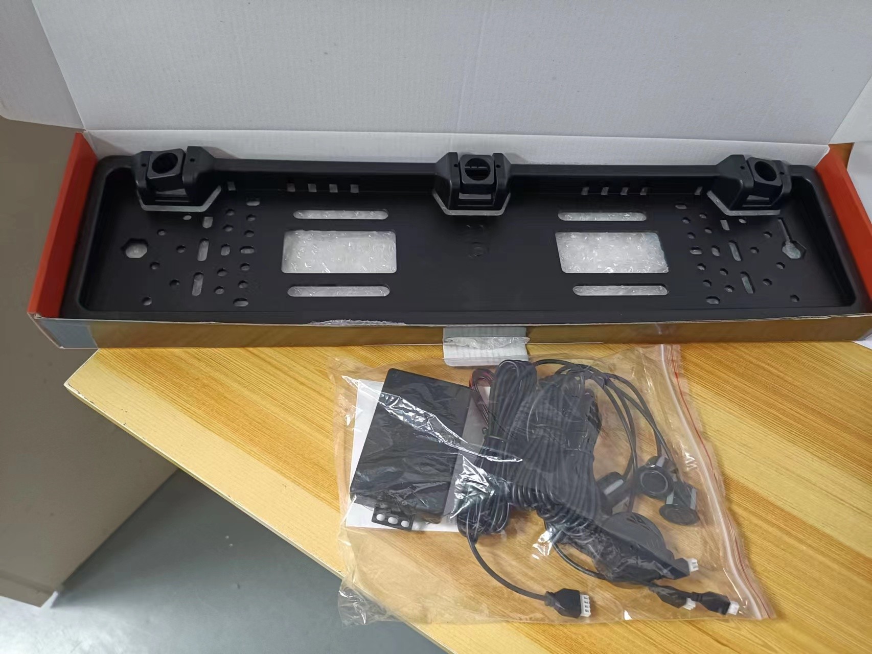 Car License Plate Frame Backup Camera Parking Sensor IP67 Waterproof Backup Camera Parking Sensor