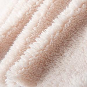 China Stitch-Bonded Nonwoven Technics 100% Polyester Knitted Warm Soft White Color Sherpa Fleece Lining Fabric wholesale