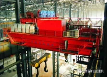 Quality Tonnage Main Auxiliary Hook 50/10T Double Girder Overhead Crane for sale