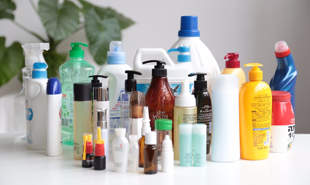 Professional shampoo moisturizing spray capping machine with high quality