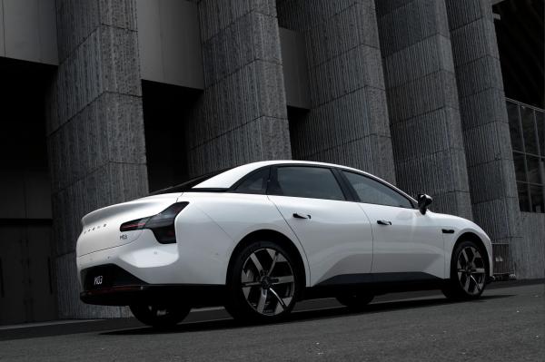 Quality Upgrade Your Business Fleet with the High-Performance Xiaopeng Electric Car for sale