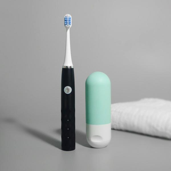 Quality Wholesale Teeth Whitening IPX7 Waterproof OEM Private Label USB Rechargeable Sonic Electric Toothbrush for sale