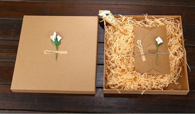 Custom design gradient color luxury paper packaging gift box with lid,Paper Flower Box Florist Bouquet Box Packaging Ros