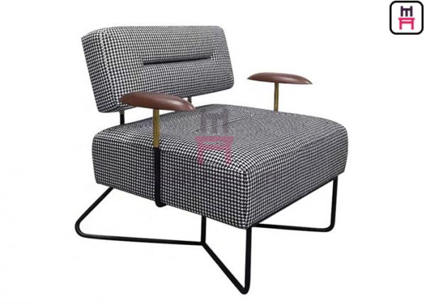 Quality Metal Frame Plaid 0.7cbm Upholstered Single Sofa Chair Wood Armrests for sale
