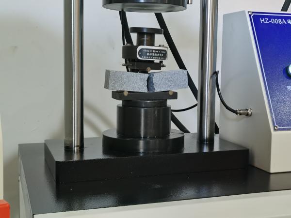 Electrical 300 KN~2000kn Capacity Universal Testing Machine Brick Compression
