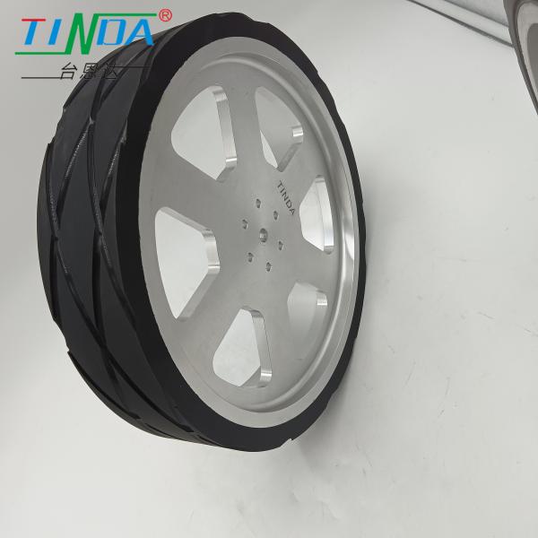 Custom Rubber Wheel With Wear Resistance And Customized Diameter For Paiting Automation Equipment