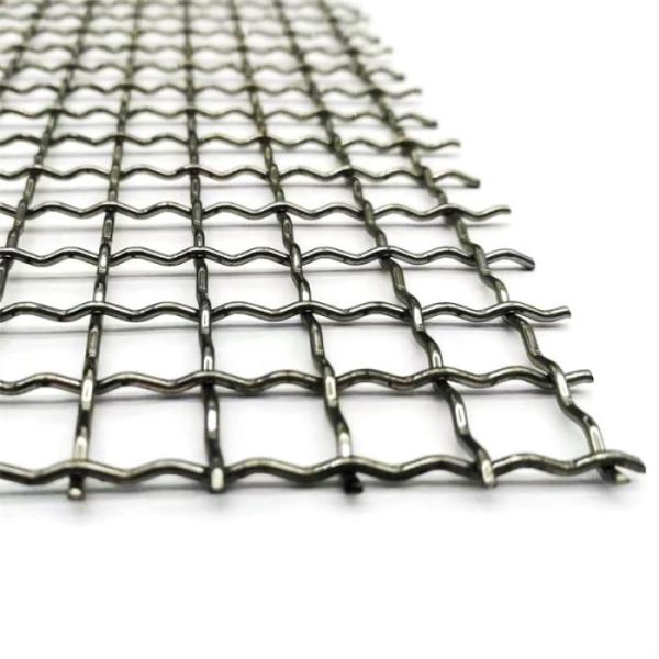 Quality Width 0.5m-2m Galvanized Crimped Wire Mesh Vibrating Waving Rustproof for sale