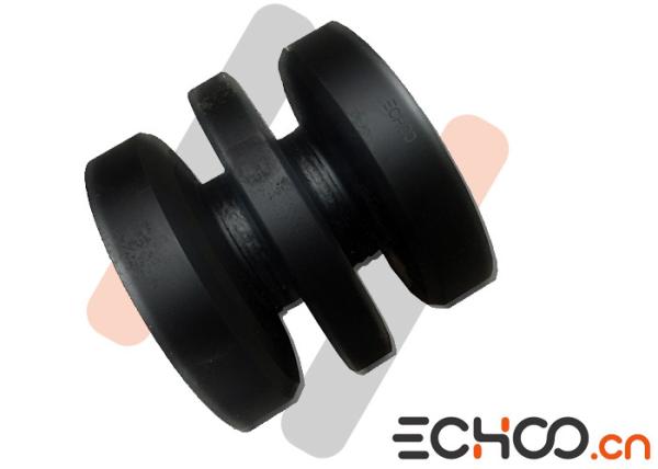 Quality T190 Compact Track Loader Undercarriage Parts , Bobcat track Rollers Black for sale