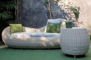 China Restaurant Outdoor Light Luxury Ellipse PE Rattan Sofa Set Patio Waterproof Metal Furniture on sale