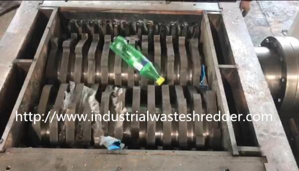 Quality Mini Scrap Plastic Waste Shredder Machine Space Saving For PET Bottles for sale