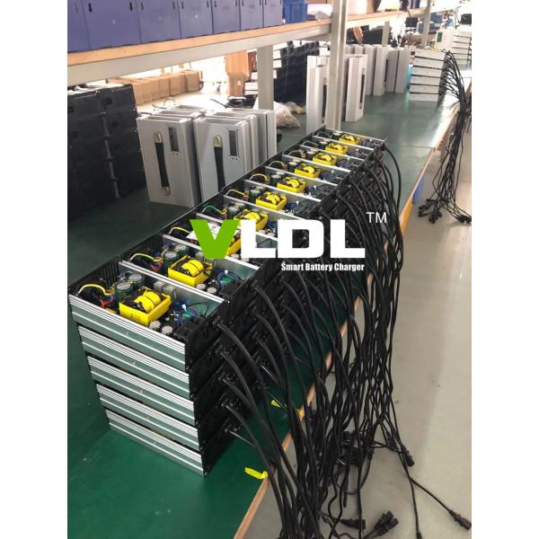 12V 15A LiFePO4 Battery Charger Automatic Battery Lithium Charger