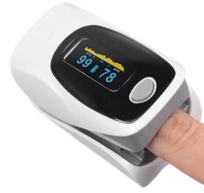 Quality Rechargeable Bt5.0 Fingertip Pulse Oximeter Thermometer Infrared for sale