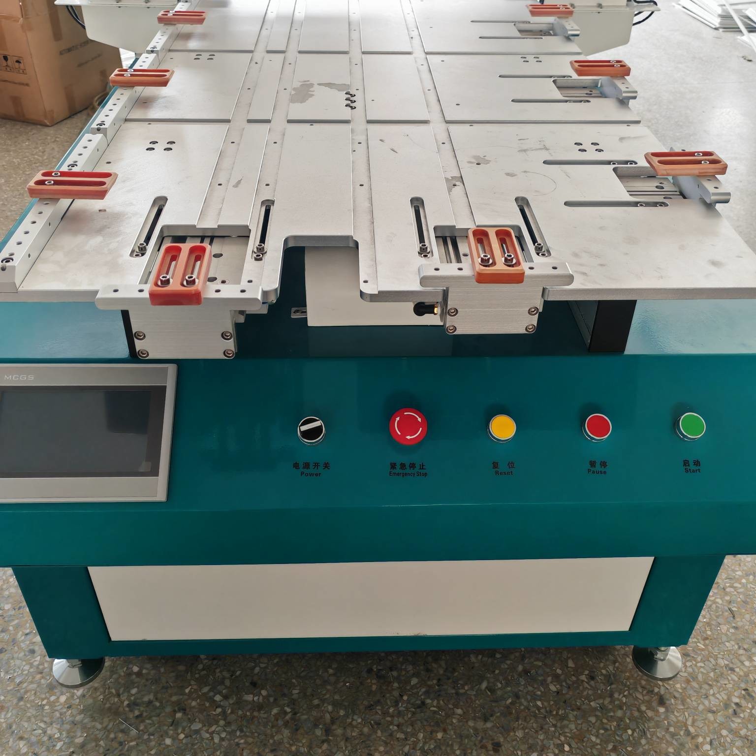 0.4Mpa - 0.6Mpa Automatic Screw Machine Customized Automated Screw Machine For Back Lit Panel