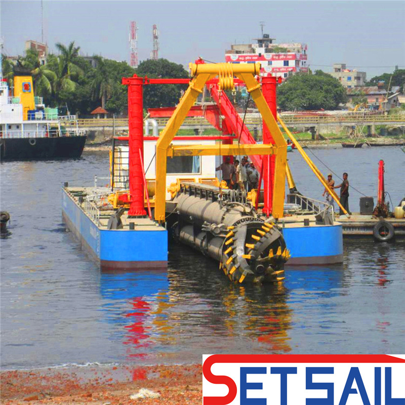 Diesel Engine Capacity 200m3/H Cutter Suction Dredger with Hydraulic