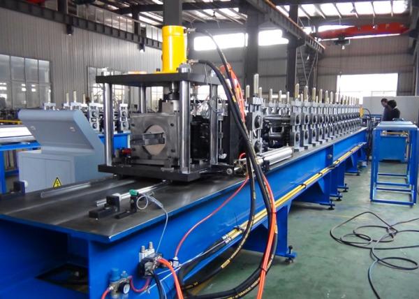 Quality Non - Stop Cutting Pallet Rack Roll Forming Machine 1.5 - 2.5mm Thickness Material Usage for sale