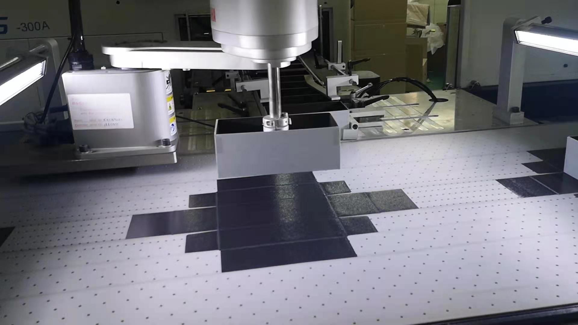 Fully Automatic Rigid Box Making Visual Positioning Machine For Box