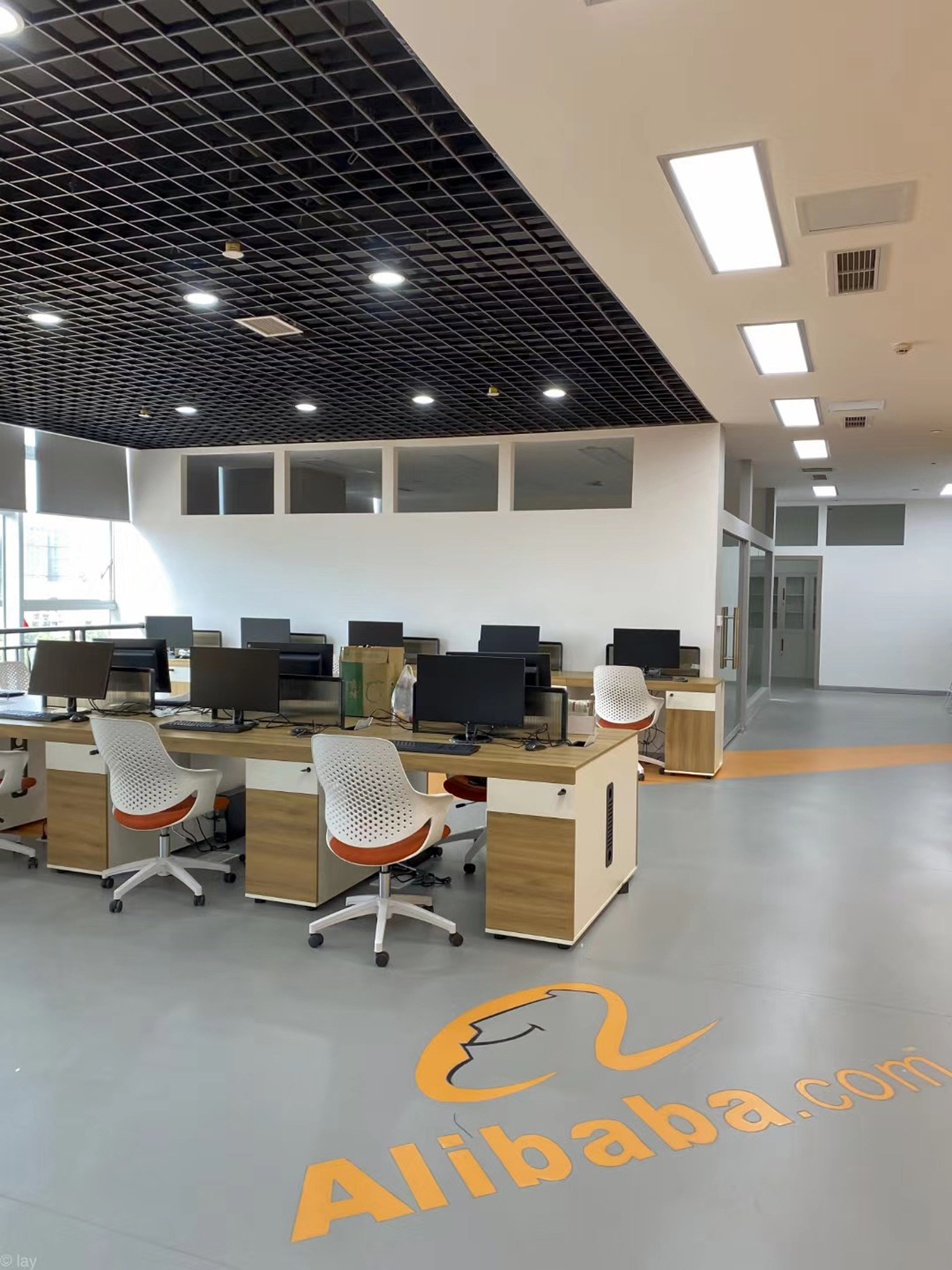 Modern Commercial Furniture Fabric Executive Chair Movable Office Chair for Computer Desk