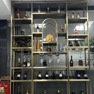 China AISI 201 304 316 Stainless Steel Screen Partition Titanium Gold For Interior wholesale