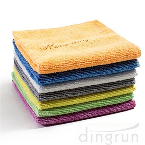 Quality Non - Abrasive Microfiber Cleaning Towel Easy Carrying  For Home 30 * 30cm for sale