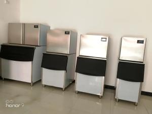 China Industrial 500kg Ice Cube Making Machine 1000 Pound Cube Maker For Restaurant on sale