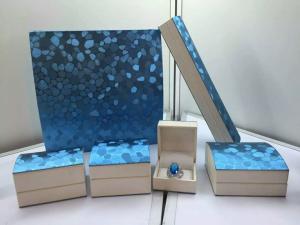 China Blue Pearl Jewelry Plastic Box , Leatherette Gift Packaging Boxes wholesale