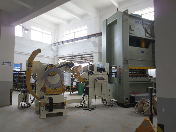 Ruihui MAC series three-in-one feeder