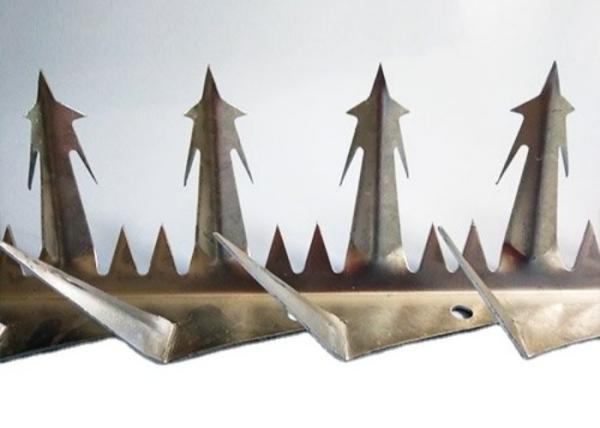 Quality Anti Climb High Security Sharp Razor Blade Barbed Wire On Top Of Wall And Fence for sale