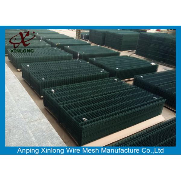 Powders Sprayed Coating Welded Wire Mesh Fence For Courtyard Dark Green Color