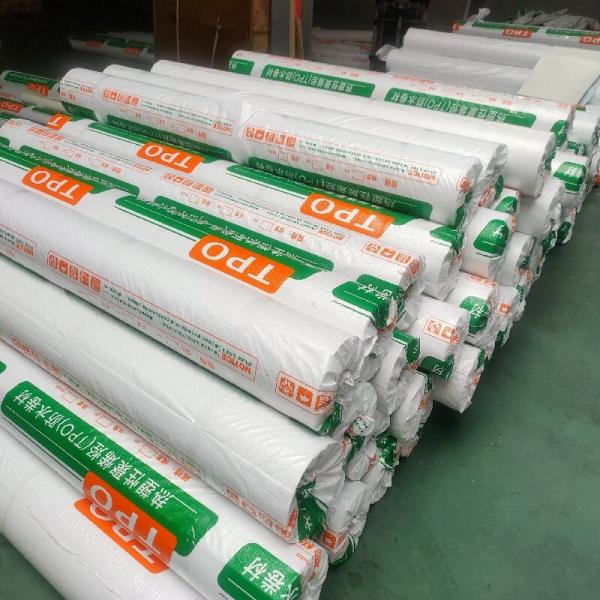 Quality White Superior Welding TPO Waterproof Membrane Wind Uplift Resistance 4.3 Kpa for sale
