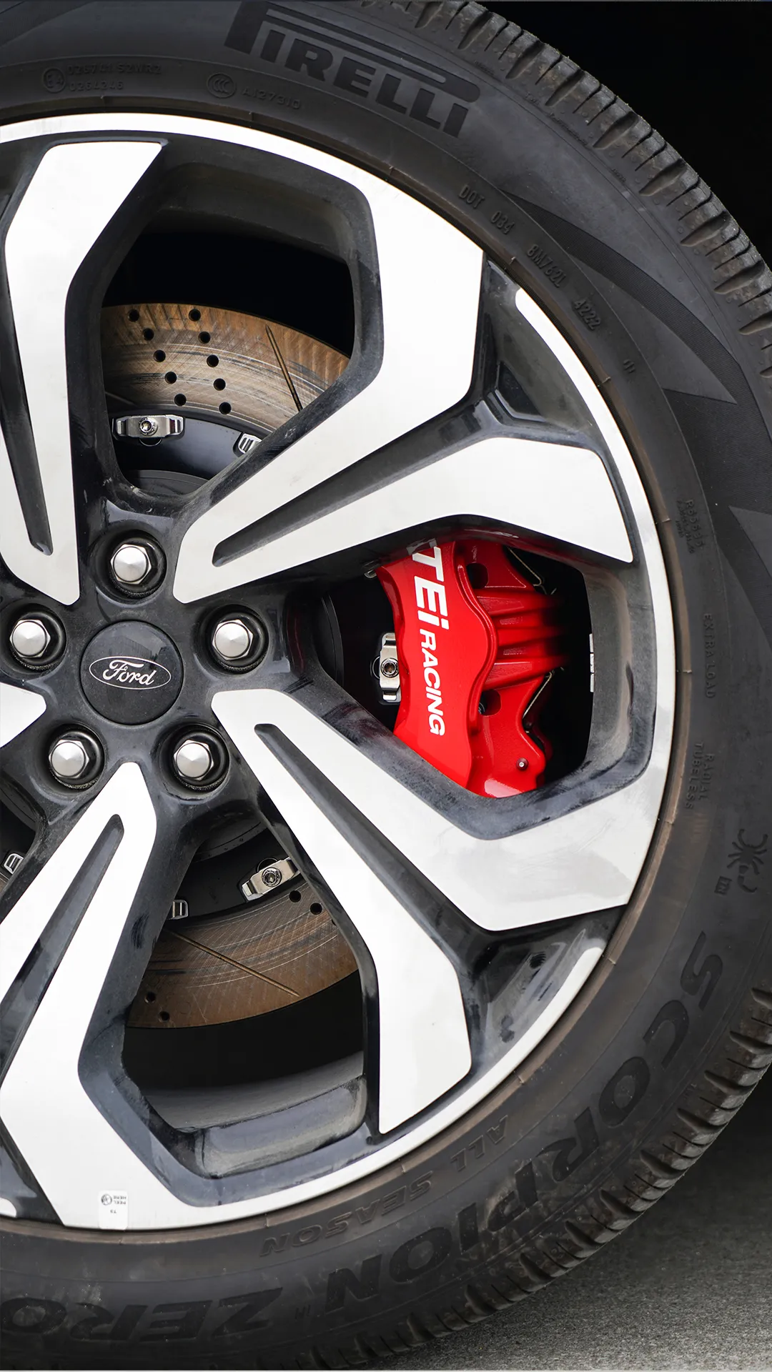 Front 6 Piston And Rear 4 Piston Caliper BBK Auto Brake System For FORD EXPLORER 21 Inch Rim