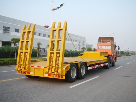 NDRC Announced Enterprise low bed semi trailer with gooseneck and 2 axles in Nigeria