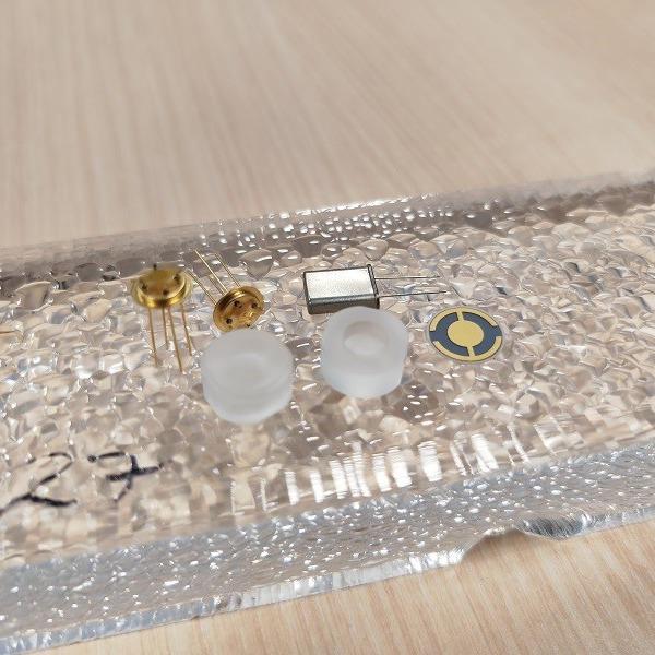 Quality Ring Single Crystal Quartz Wafer IEEE Double Side Piezo Quartz Crystal for sale