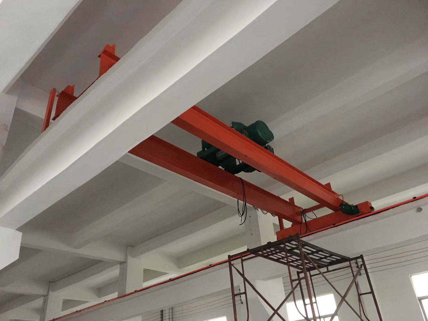 China's high quality and low price light 5 tons double beam bridge crane, simple double beam lifting machinery, double b