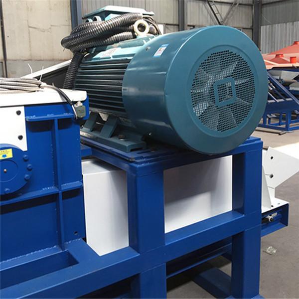 Quality Branches 672pcs Cutter 16t/H Wood Sawdust Making Machine for sale