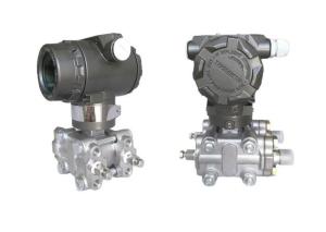 High Stability DP Pressure Transmitter 1.5 Male Thread Connection Vacuum Degree