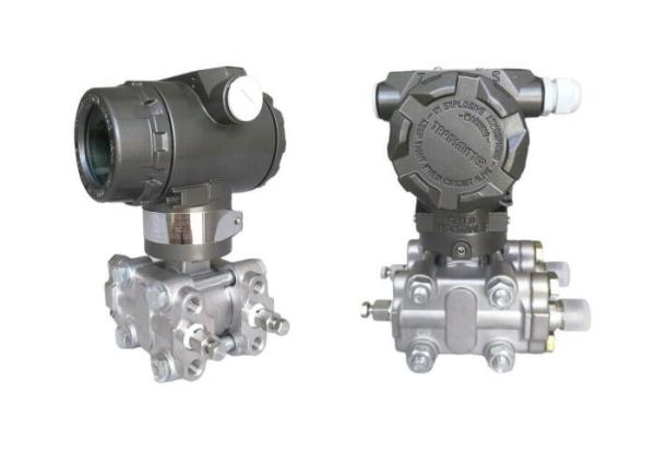 Quality High Stability DP Pressure Transmitter 1.5 Male Thread Connection Vacuum Degree for sale
