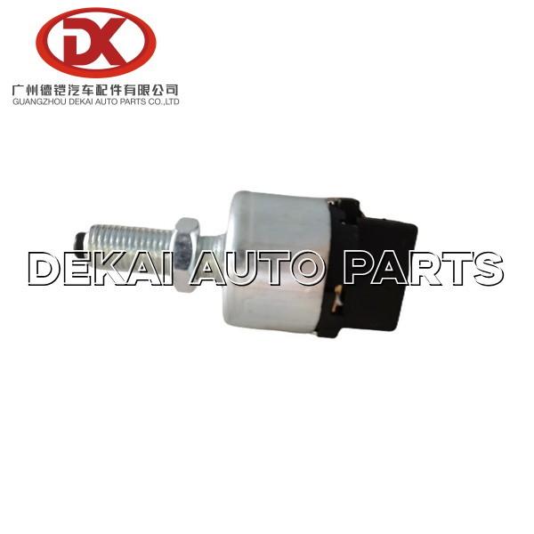 Quality 8 94337761 0 ISUZU Electrical Parts Clutch Switch NKR77 8943377610 for sale