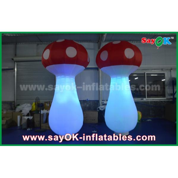 Red And White LED Light 2.5m Inflatable Mushroom For Music Festival