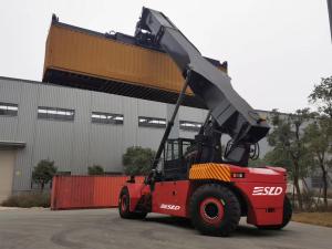 China 71400 Kgs Service Weight Reach Stacker With 45000kgs Load Capacity wholesale