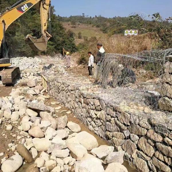 Corrosion-Resistant Double-Twisted 2*1*1m Gabion Box For Civil Engineering