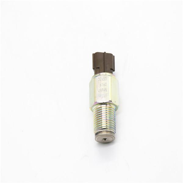 Quality 6131 6141 6160 Denso Engine Common Rail Sensor High Pressure Transducer for sale